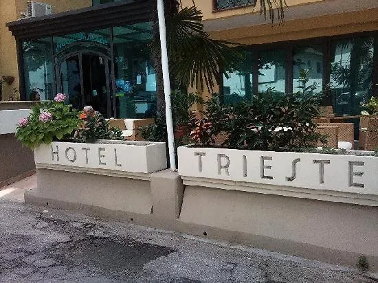 Trieste 3* Riccione