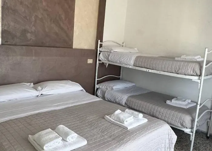 Otel Trieste 2*