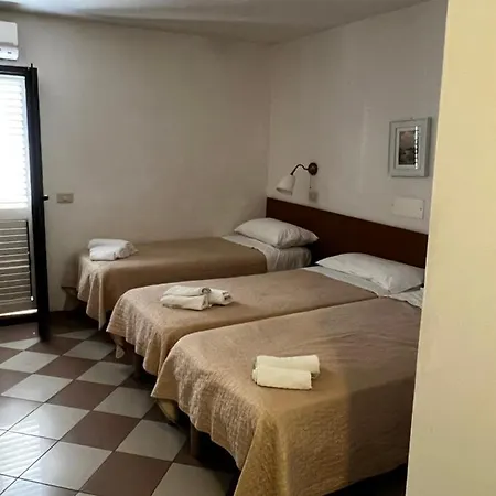 فندق Trieste ريتشيوني