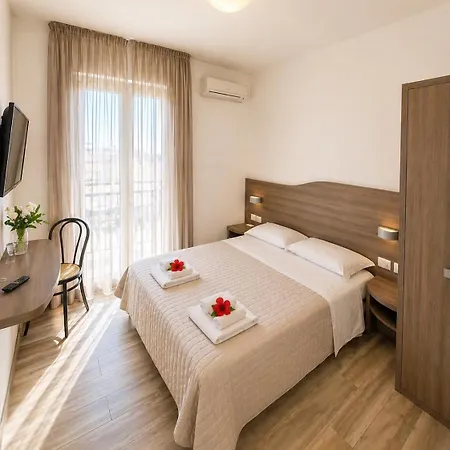 Trieste Hotel 2*