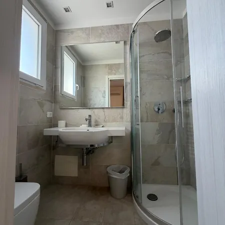 Trieste Hotel 2*