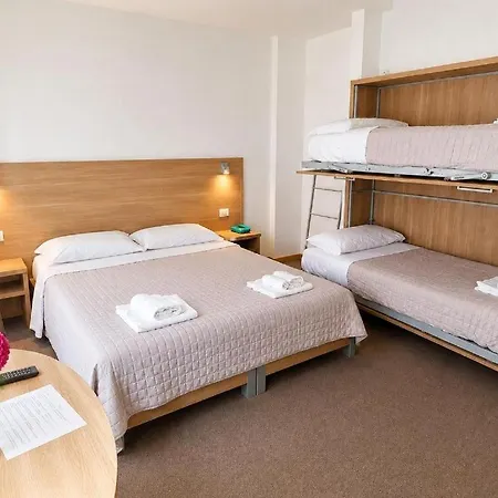 Trieste Hotel 2*